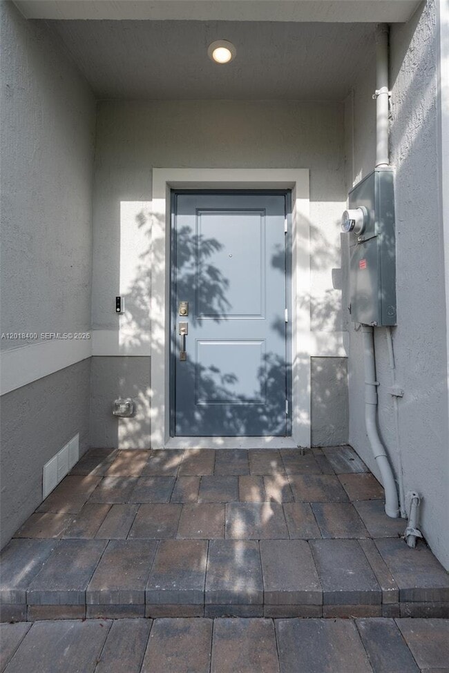 Photo - 844 NW 3rd Way