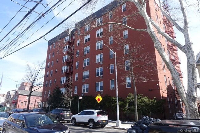 Building Photo - 74-02 43rd Ave Unit 6K