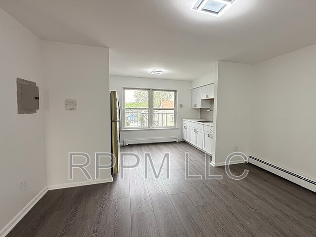 Photo - 19 Van Rensselear St Unit 8