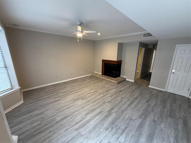 Photo - 2529 Rio Grande St Unit 81