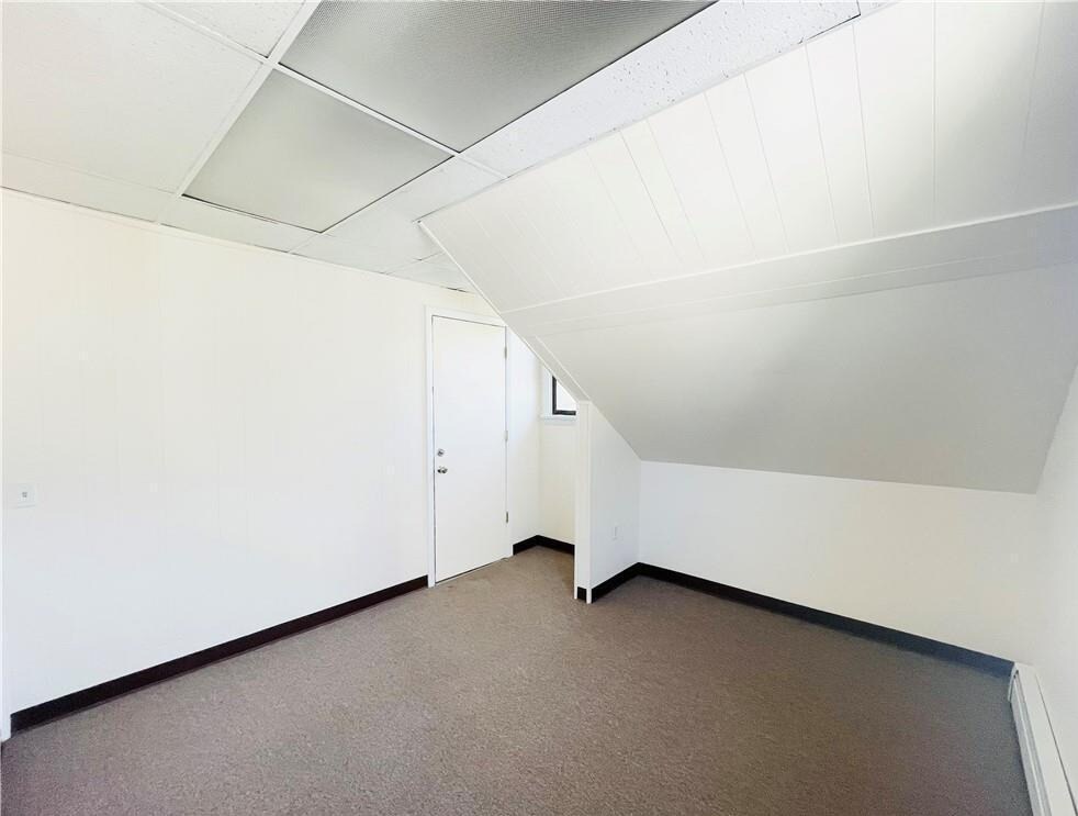 Photo - 425 Montauk Ave Unit 3