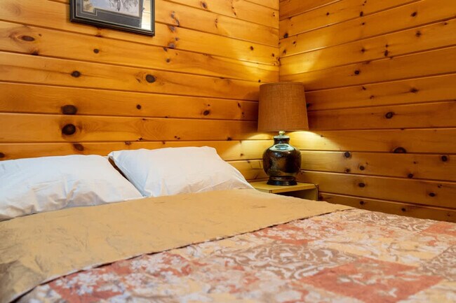 Photo - 2689 Muskoka District Road 118 West Unit ID1314775P