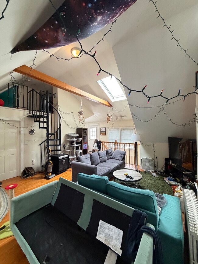 Photo - 62 Ridgemont St