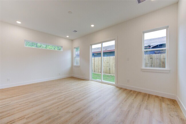 Photo - 4029 Knoxville St