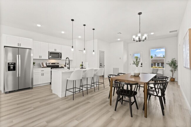 Photo - 15568 SW 46th Cir