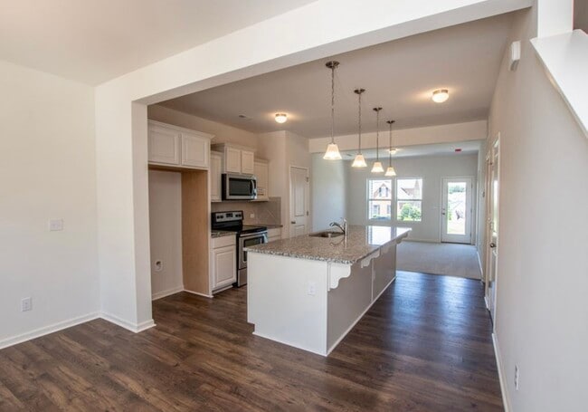 Photo - 106B Brookshire Lane