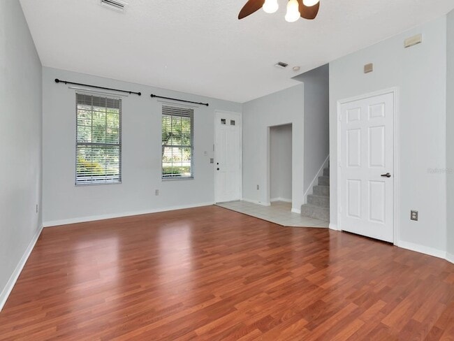 Photo - 34902 Teeview Ln