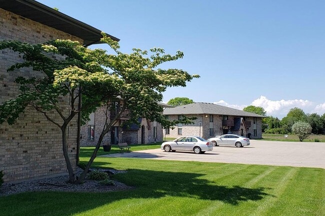 Golf Bridge Apartments