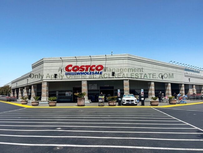 Photo - 1186 Cherrybrooke Commons