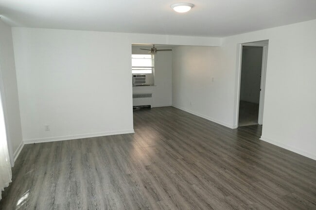 Photo - 3672 Brotherton Rd