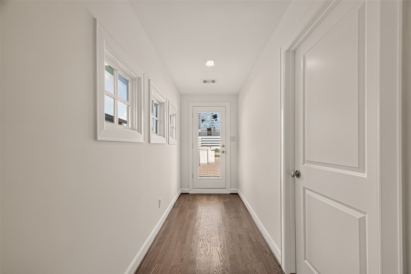 Photo - 2907 Argonne St