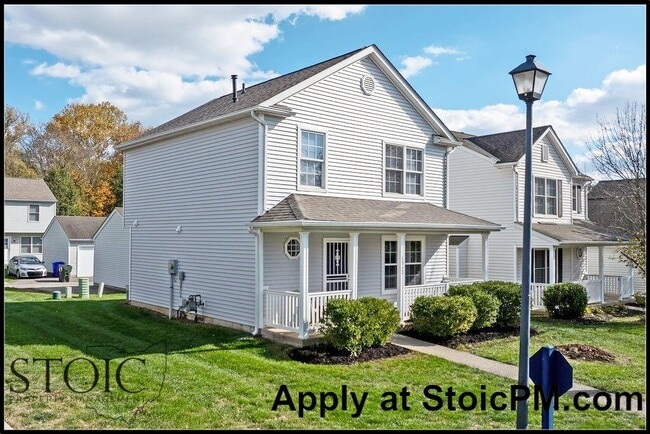 Photo - 1860 Meadowlawn Dr