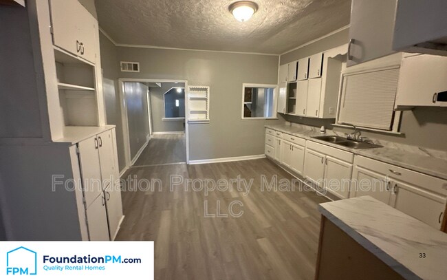 Photo - 2271 Hubbard Ave