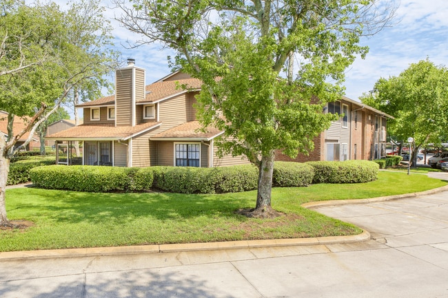 Bentley Green Apartment Homes