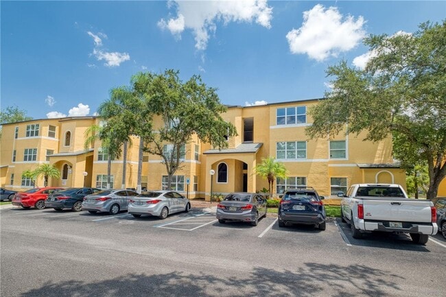 Building Photo - Beautiful 2-Bedroom Condo in Gated Venetia... Unit #1538