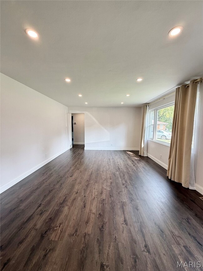 76 Gatewood Ct