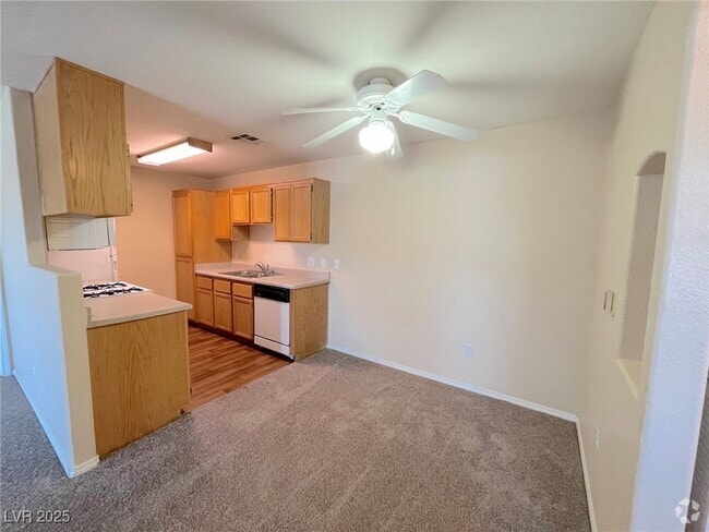 Building Photo - 4730 E Craig Rd Unit 2044 Rental