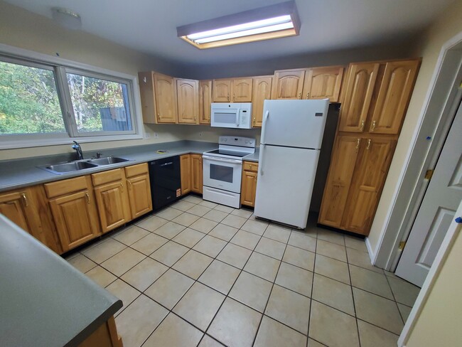 Cocina - 5328 Godas Cir