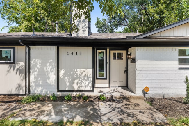 Building Photo - 1414 Timberlake Cir Rental