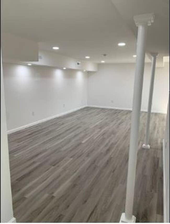 Photo - 1722 Foxborough Cir