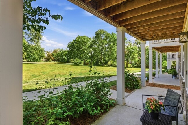 Photo - 632 Parkvue Pl Dr