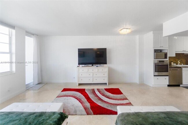 Photo - 100 Lincoln Rd Unit 827