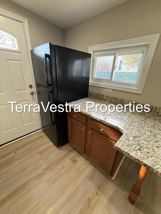 Photo - 1881 Williamstown Erial Rd Unit D