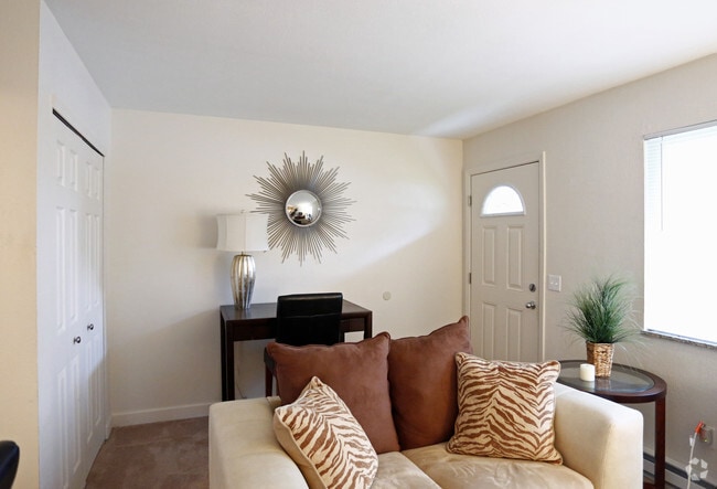 Maple Creek Apartments