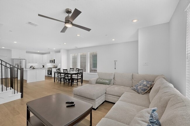 1032 Bristleleaf Wy
