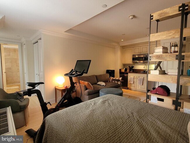 Photo - 1701 Locust St Unit 1917