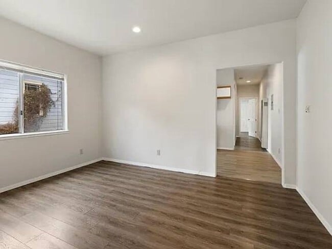 Photo - 1619 Fairview St Unidad 2