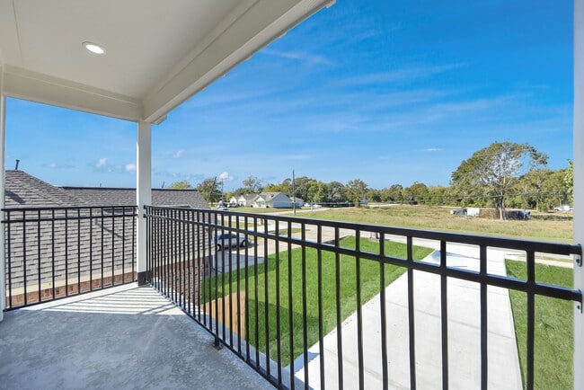 Photo - 1110 E Main St