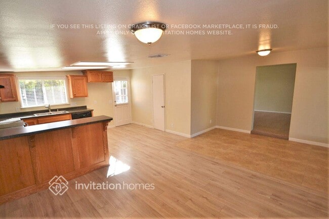 Photo - 1330 Campus Ave