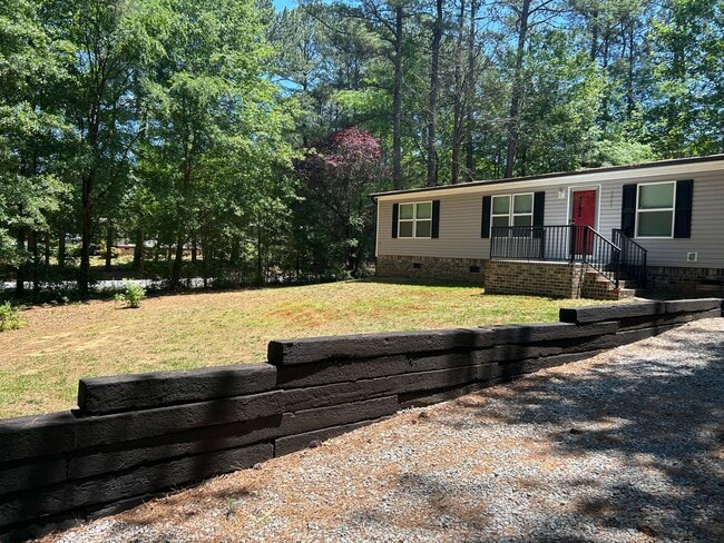 Building Photo - 2642 Forbes Rd
