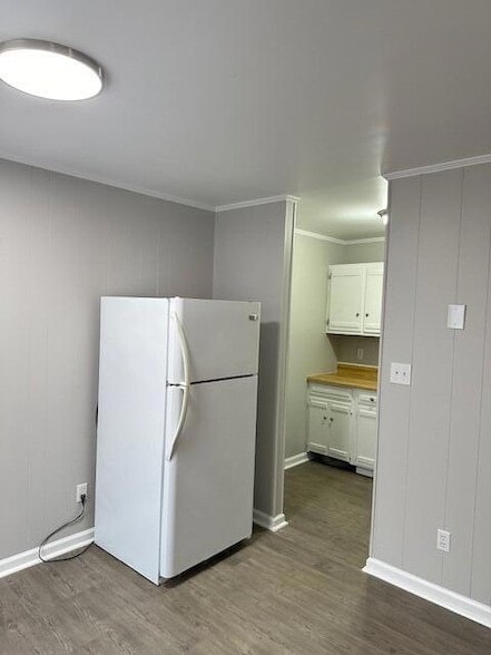 Photo - 707 20th St SE