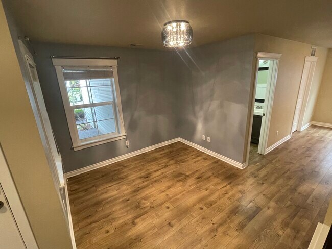 Office Nook - 11219 Borgen Loop