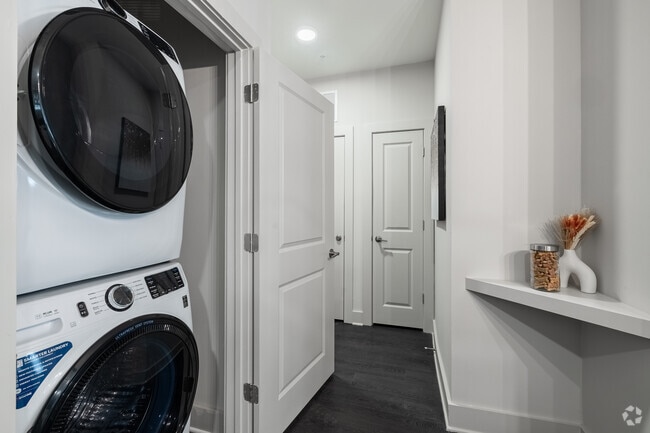 A11 - 1BR, 1BA - 699SF