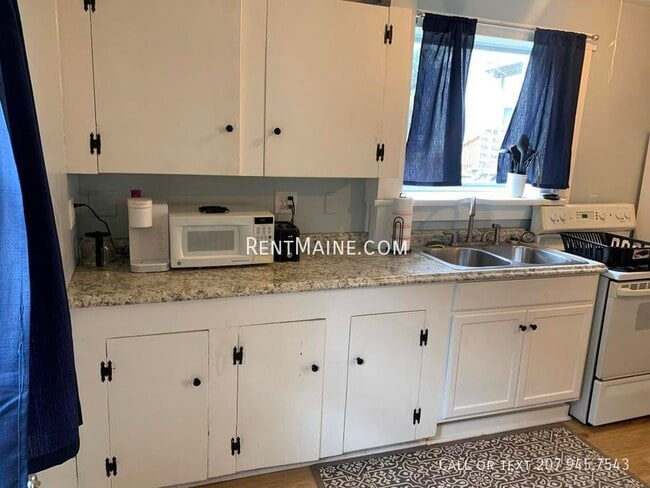 5-11 6th St. Apt.-1