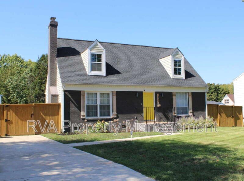 Photo - 1409 Gambrel Dr House