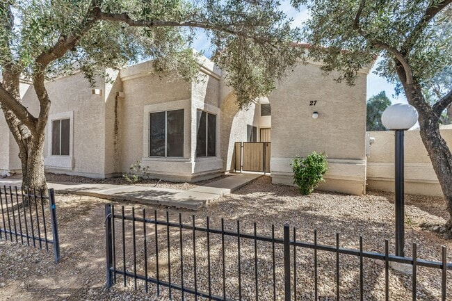 Photo - 3 bed 2 bath condo, Alma School and Elliot