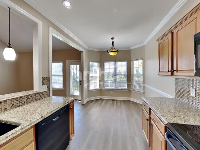 Photo - 4127 Lazarus Way