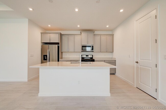 Photo - 12712 SW Eleanor Dr