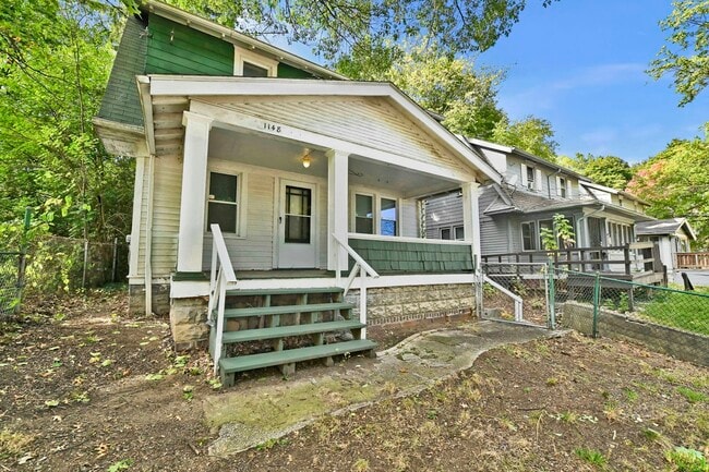 Photo - 1148 La Croix Ave