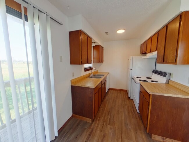 Photo - 3950 N Garland Cir