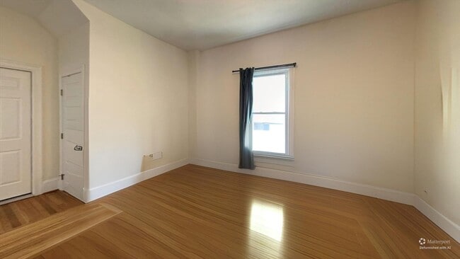 Photo - 55 Glenwood Rd Unit 1