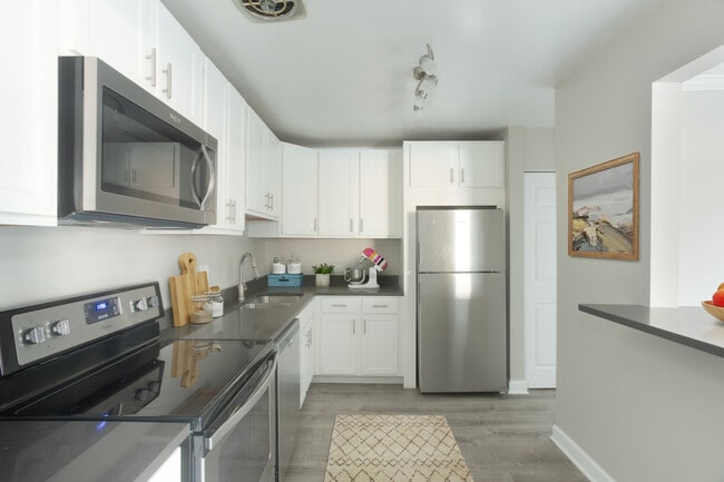 Photo - 4250 W Lake Ave Unit 105C