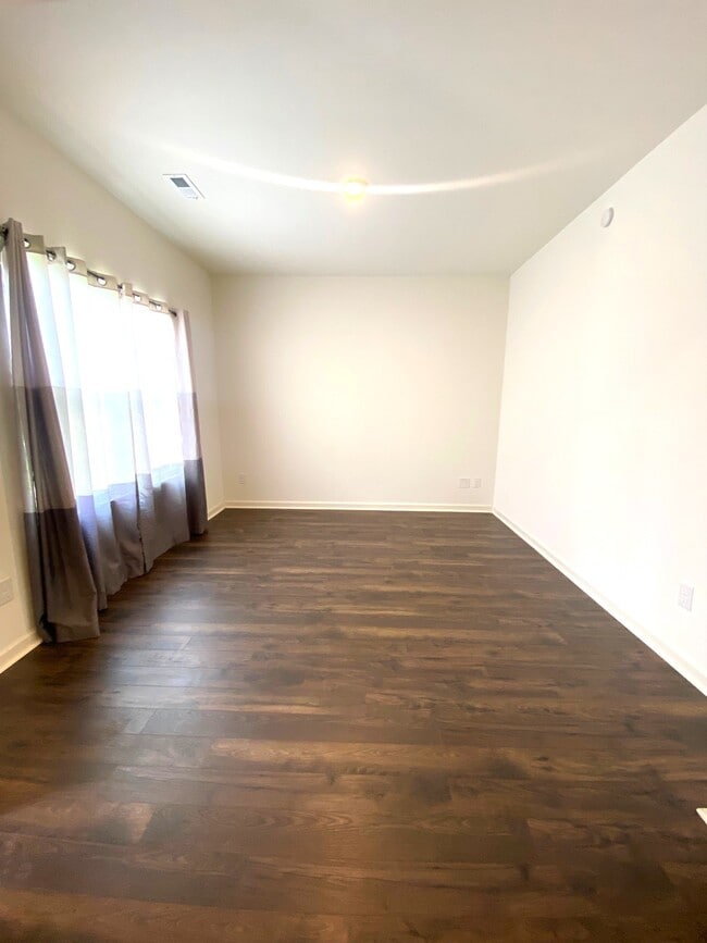 7044 Turnberry Highlands Cv
