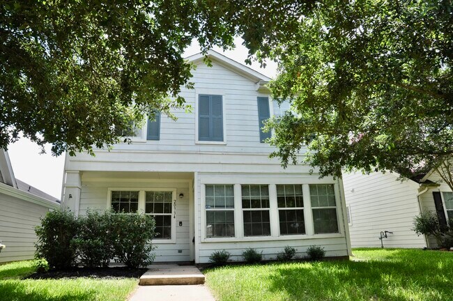 Photo - 20734 Settlers Lake Cir N