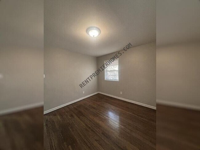 Photo - 6816 W 32nd St