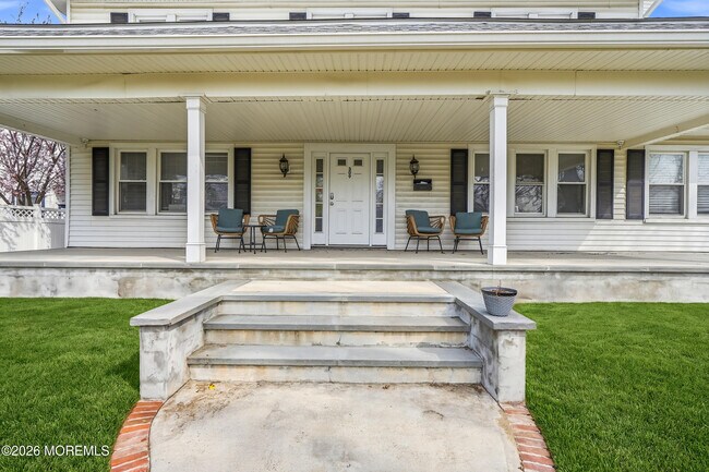 Photo - 309 Cedar Ave